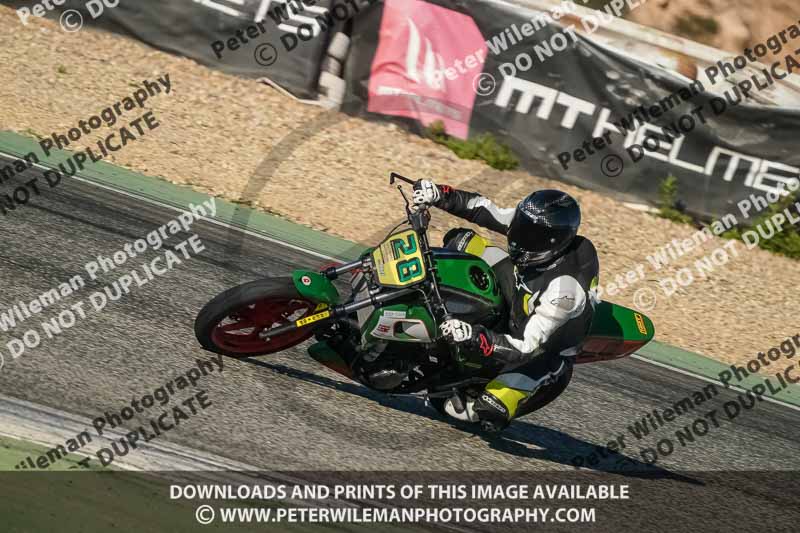 cadwell no limits trackday;cadwell park;cadwell park photographs;cadwell trackday photographs;enduro digital images;event digital images;eventdigitalimages;no limits trackdays;peter wileman photography;racing digital images;trackday digital images;trackday photos
